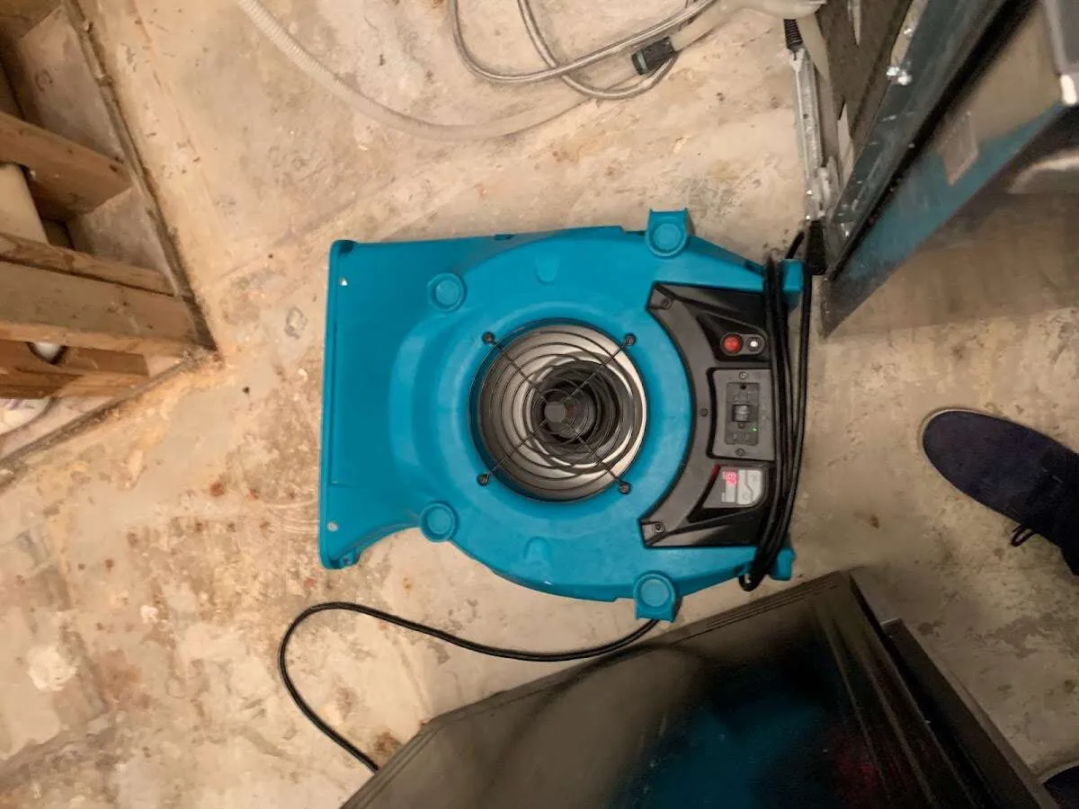 Air mover drying equipment for Mold Remediation & Removal in Liberty Hill